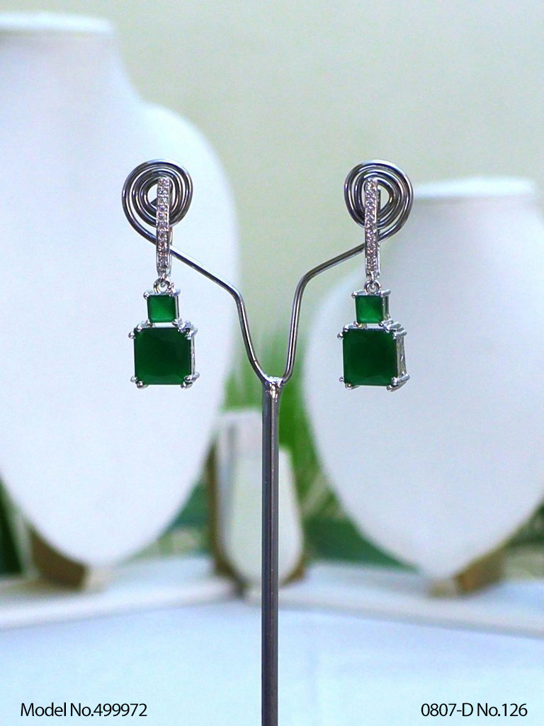 Designer Pendant in Wholesale