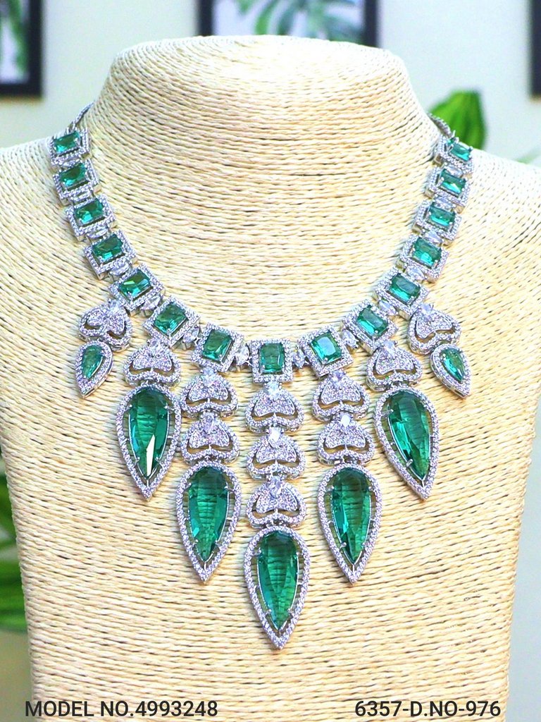 Showstopper Imitation Jewelry Set