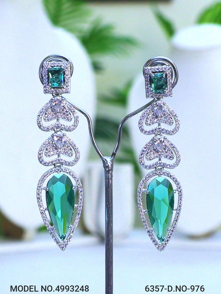 Showstopper Imitation Jewelry Set