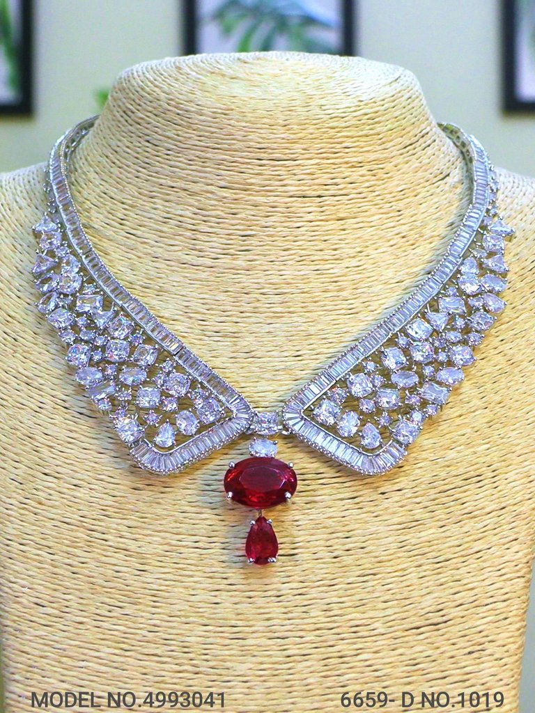 Trendy Traditional Necklace Set | Ideal Birthday Gift