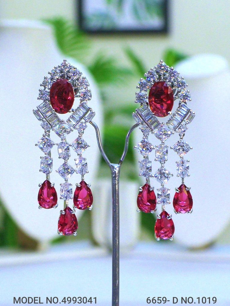 Trendy Traditional Necklace Set | Ideal Birthday Gift