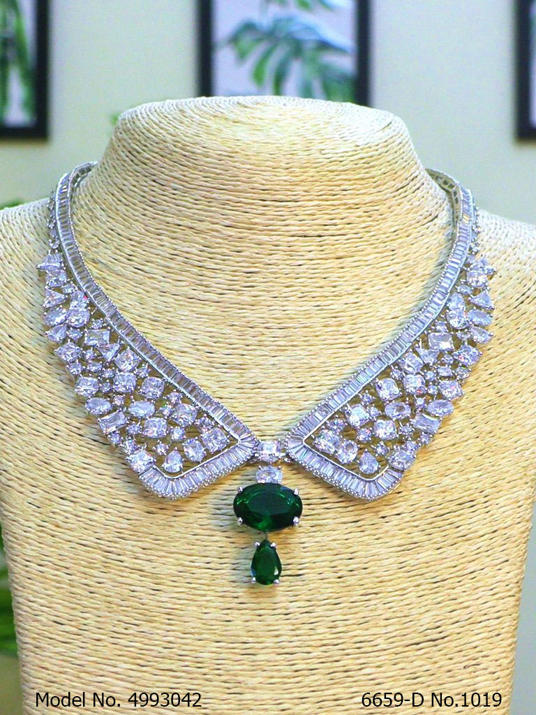 Traditional American Diamond Set