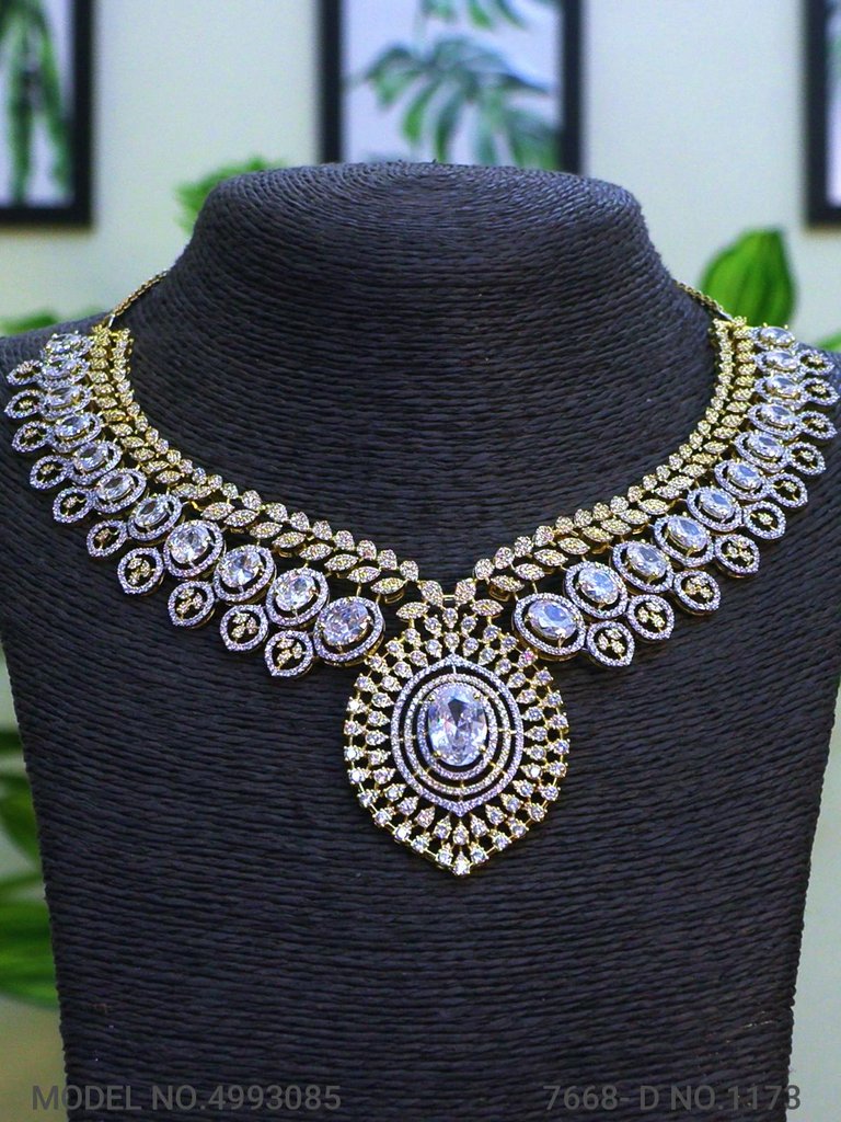Traditional Design | American Diamond Jewelry Set