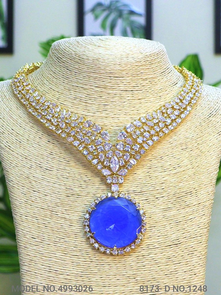 Traditional American Diamond Set