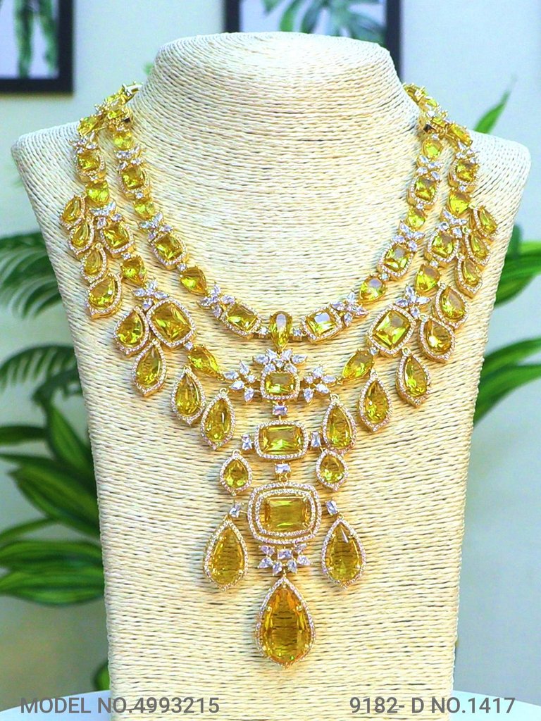 The best Gift for a Woman ! Jewelry