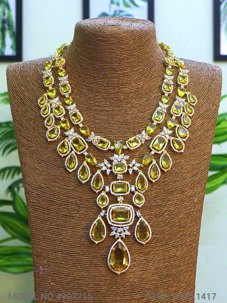 The best Gift for a Woman ! Jewelry