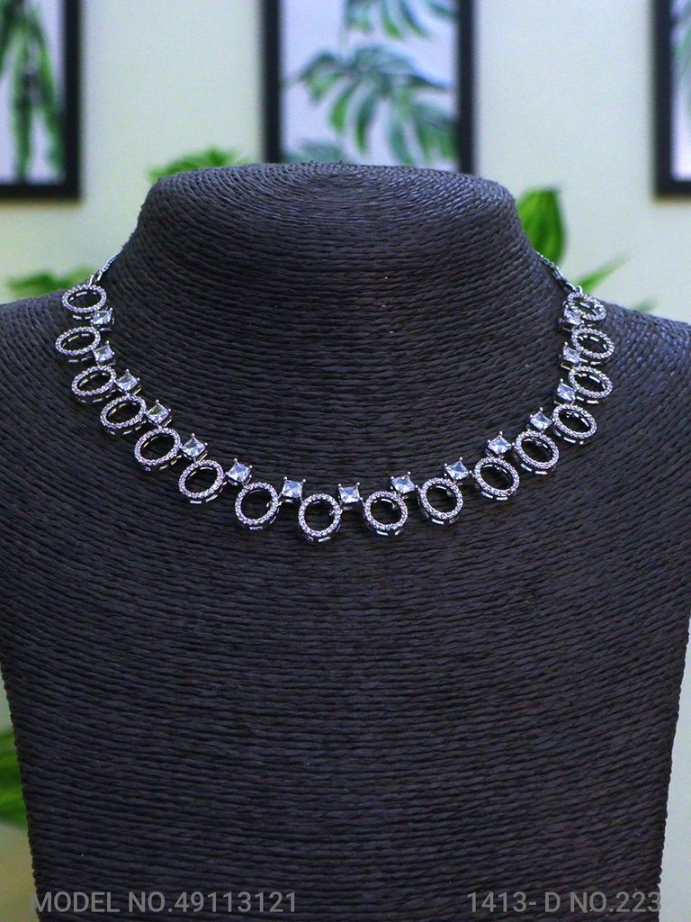 A necklace Set for all Occasions !