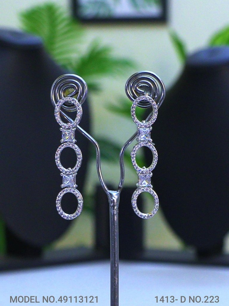 A necklace Set for all Occasions !