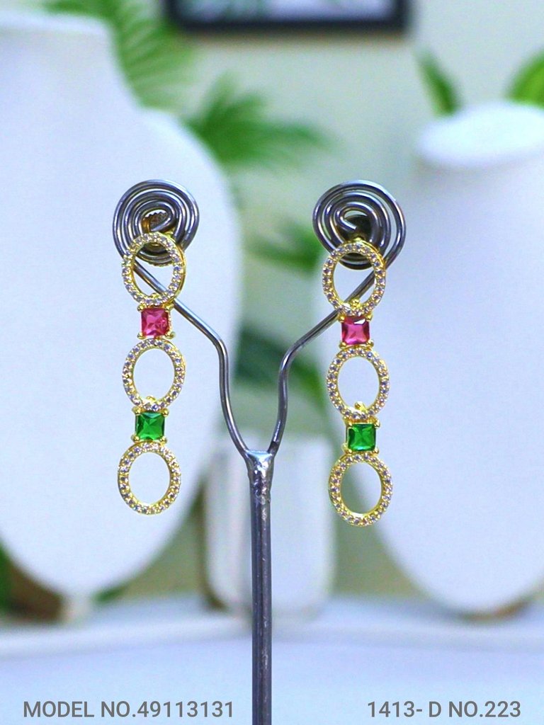 Classic Cz Jewelry Set with Earrings