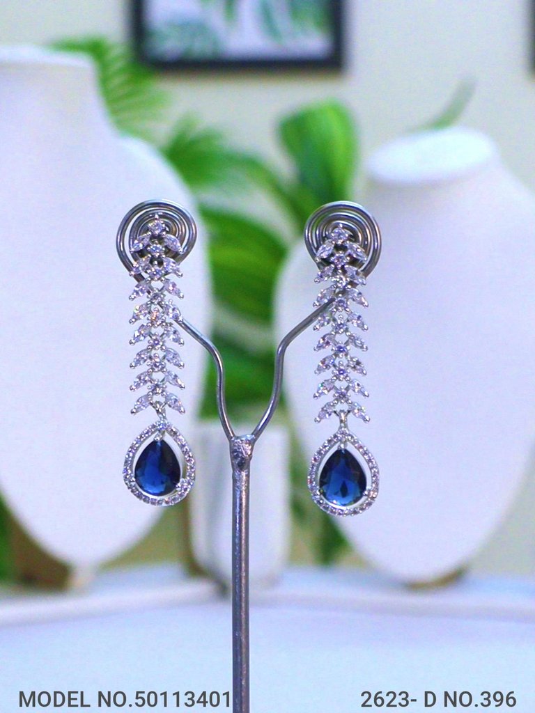 Classic Modern Day Gift Jewelry for Women