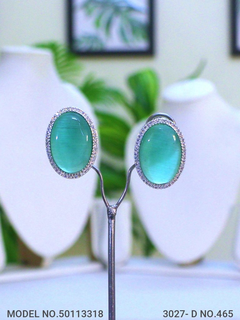 Classic Modern Day Gift Jewelry for Women