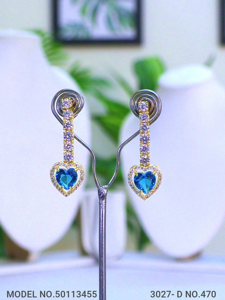 Be a Showstopper in any Party !