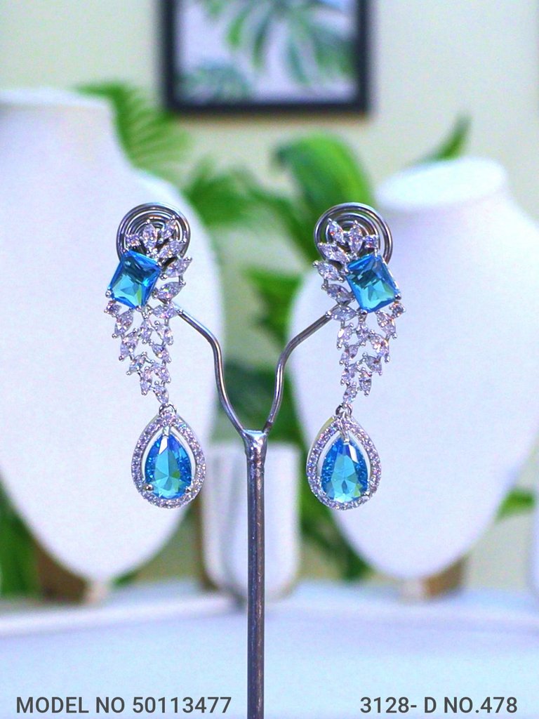 Classic Modern Day Gift Jewelry for Women
