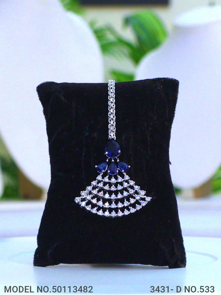 Classic Jewelry Set
