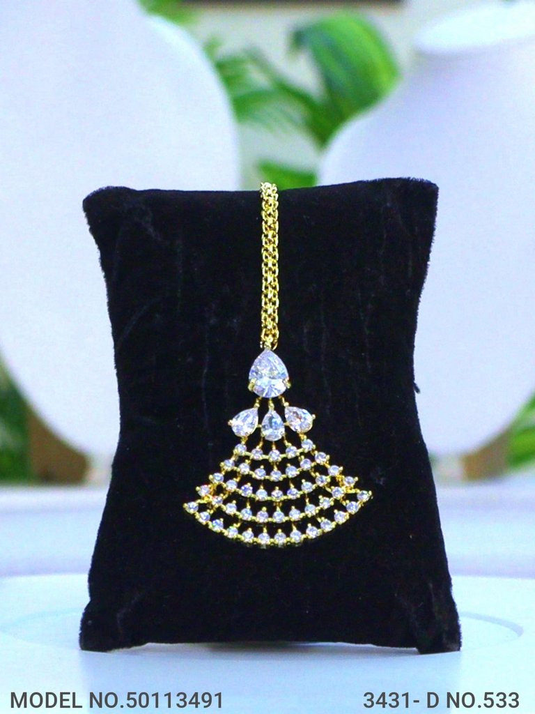 Ideal Necklace Set for Wedding Jewelry Occasions