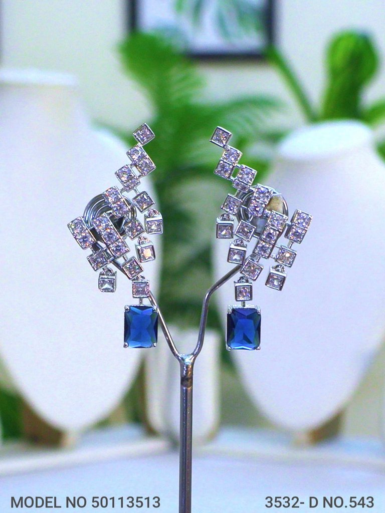Light weighted CZ Necklace Set