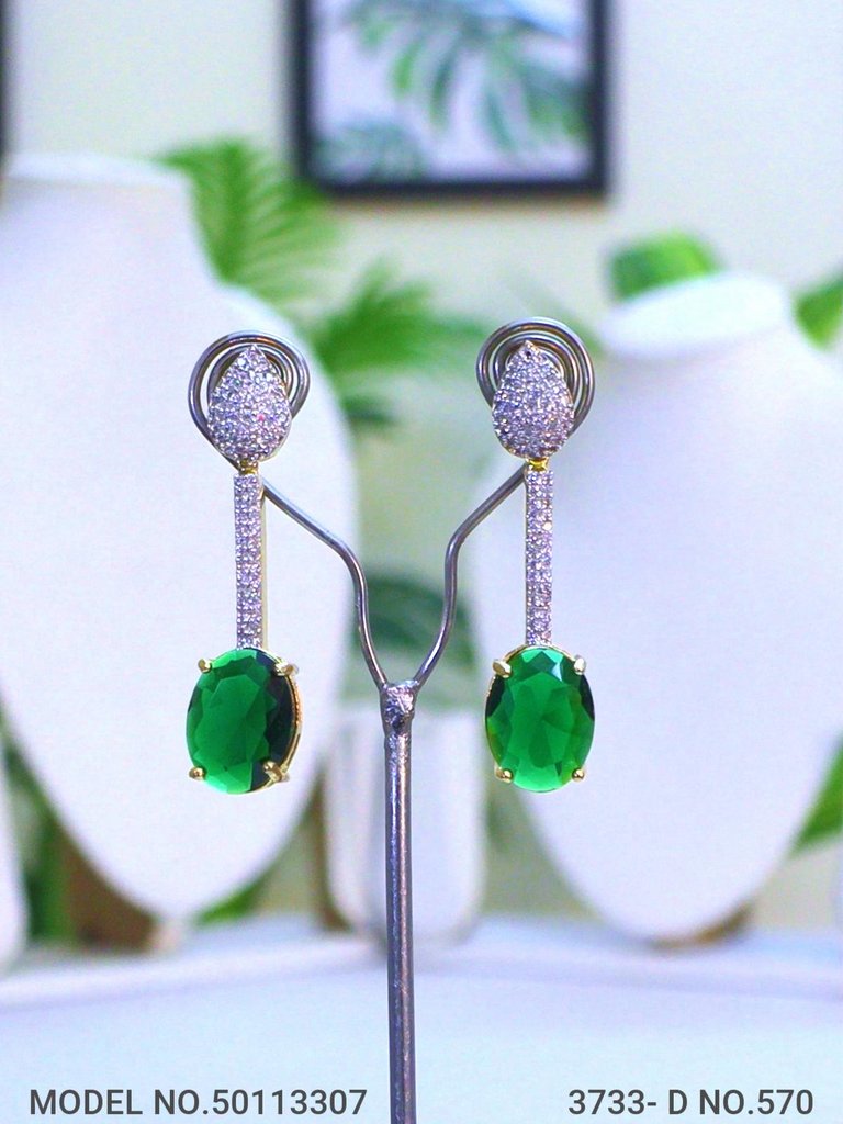 Classic Pattern | Fine Fashion Jewelry