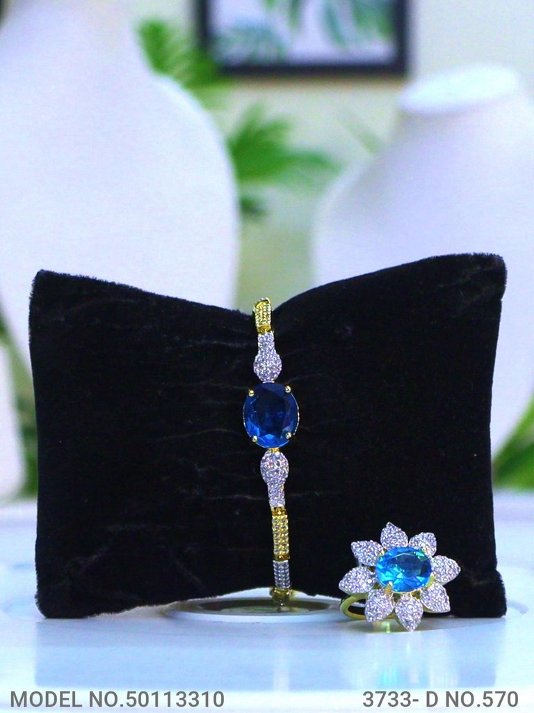 A necklace Set for all Occasions !