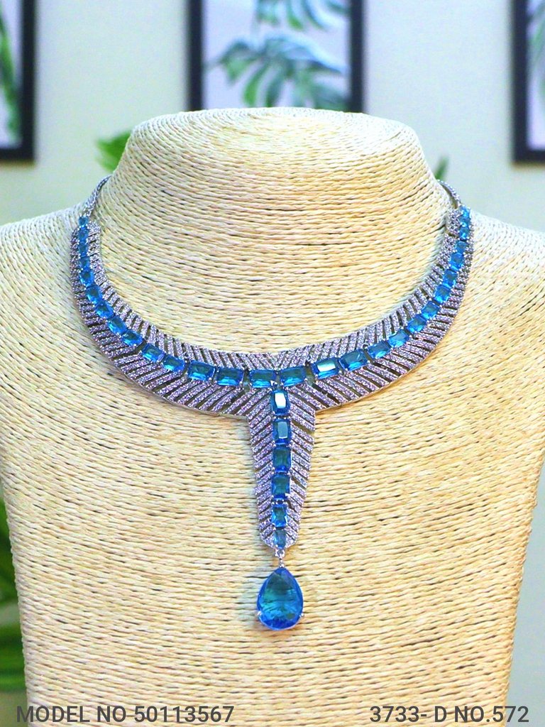 Classic Modern Day Gift Jewelry for Women
