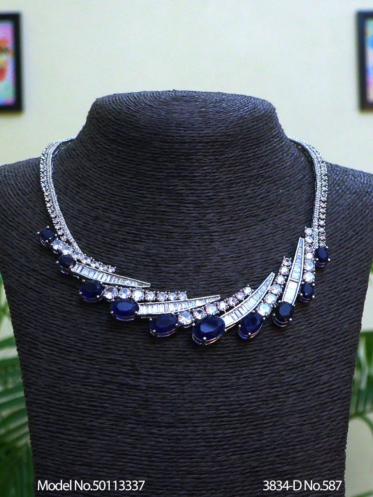 Necklace Set crafted for bold Women