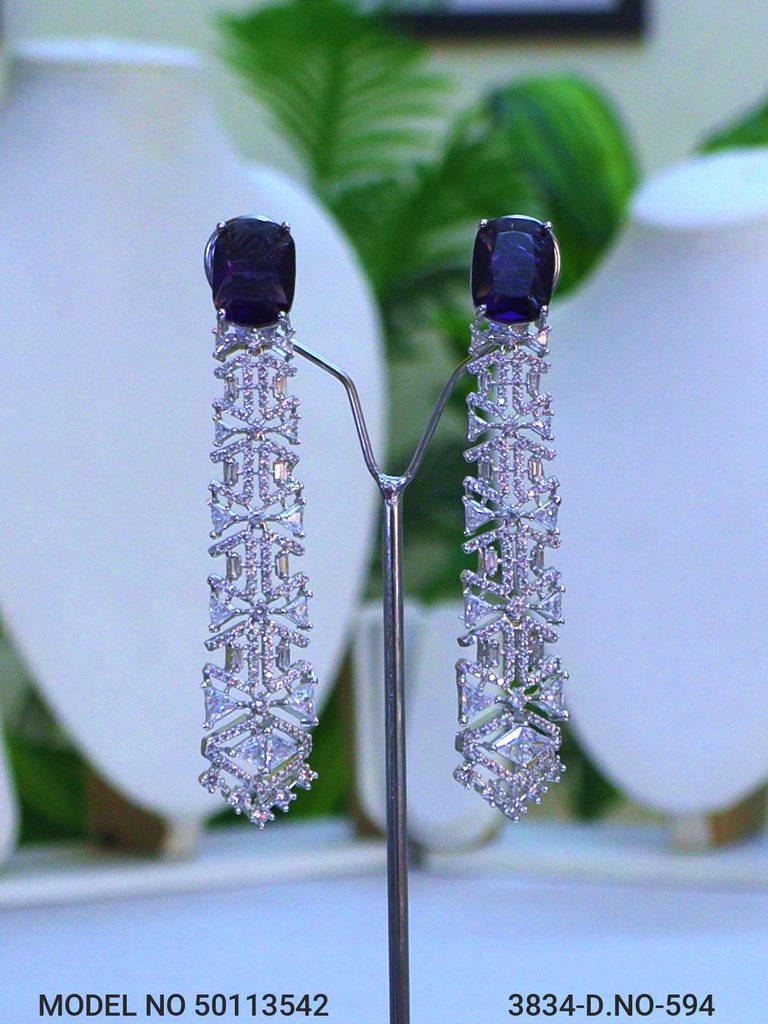 Eye catchy Necklace set