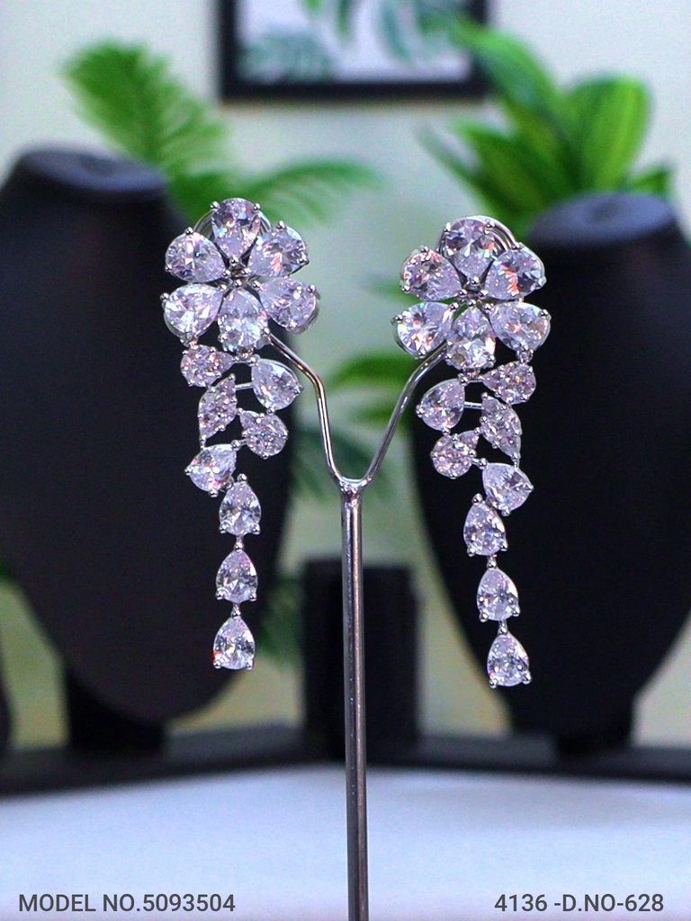 Traditional yet Trendy Design | Ideal for your Parties !