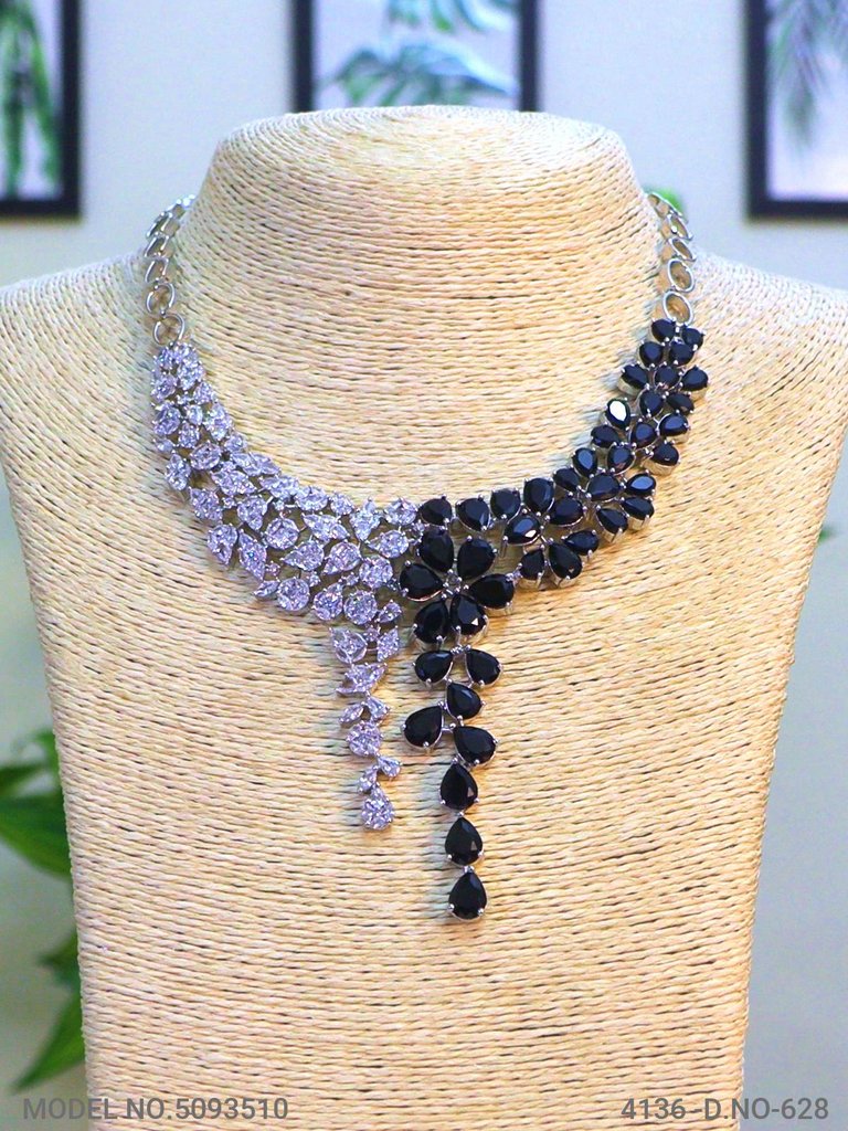 Showstopper Imitation Jewelry Set