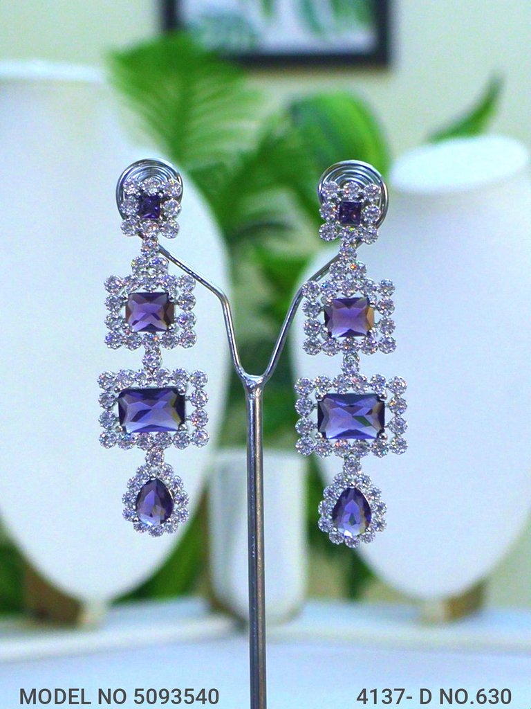 Bridesmaid Necklace Set for Traditional Weddings