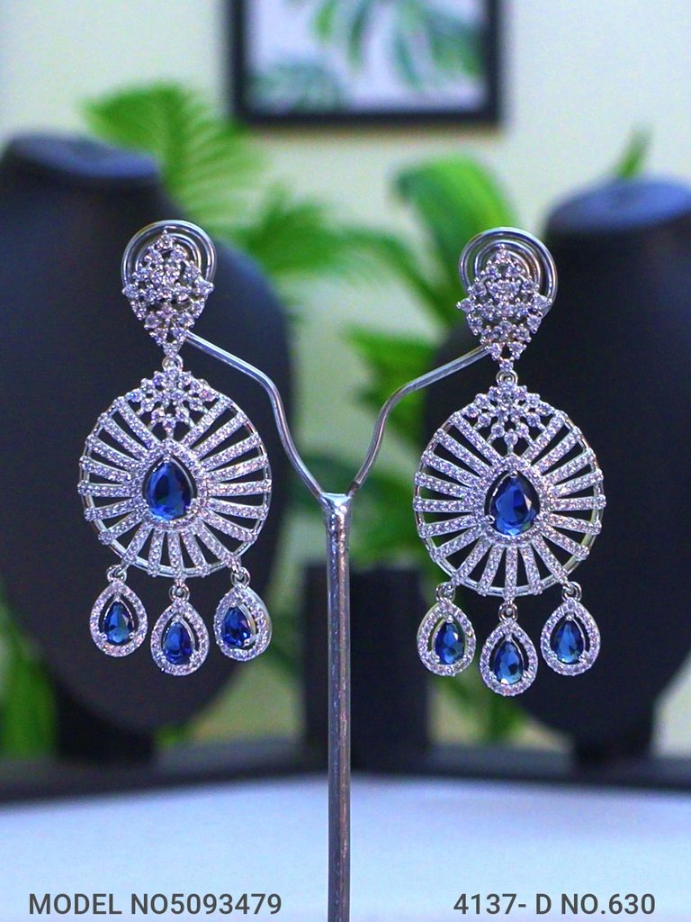 Bridesmaid Necklace Set for Traditional Weddings