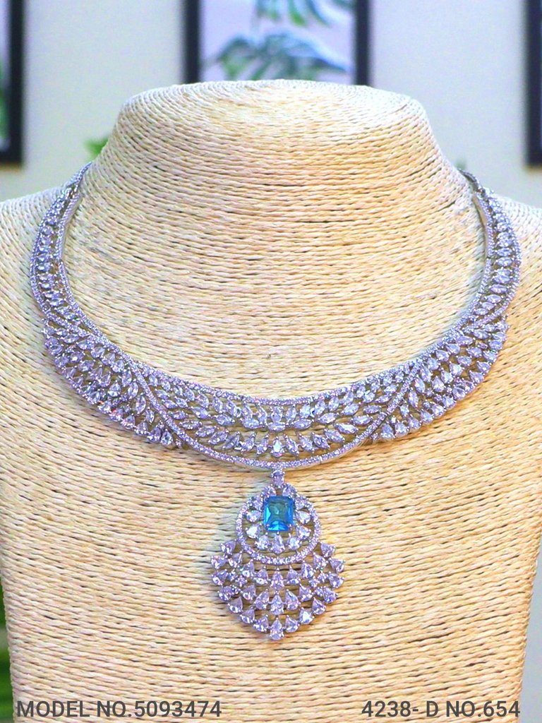 Amazing Traditional Jewelry Set