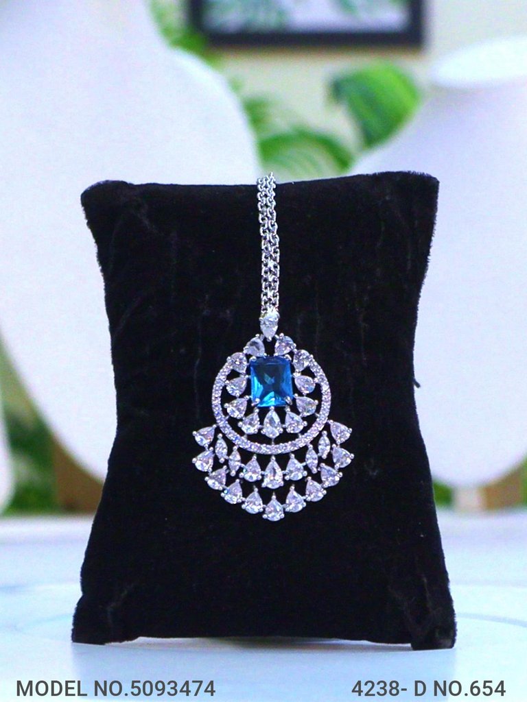 Amazing Traditional Jewelry Set