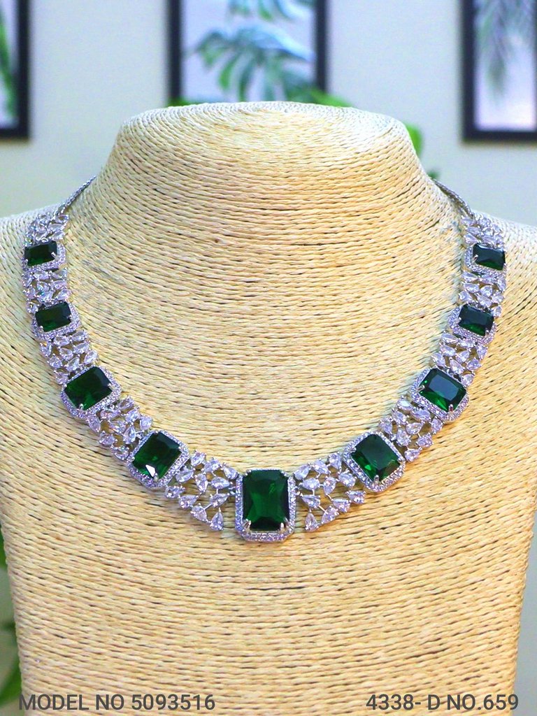 Original Zircon Necklace Set