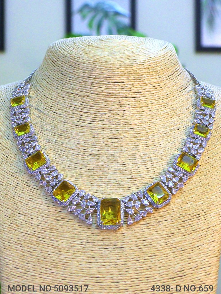 The best Gift for a Woman ! Jewelry