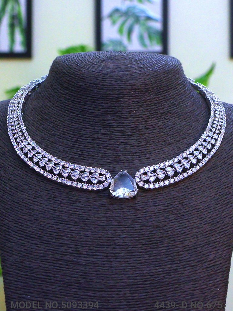 Statement American Diamond Set