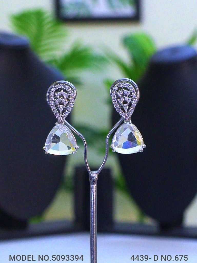 Statement American Diamond Set