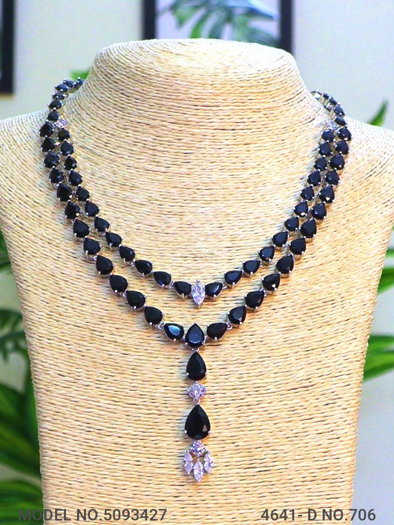 Necklace Set for Wedding Occasions