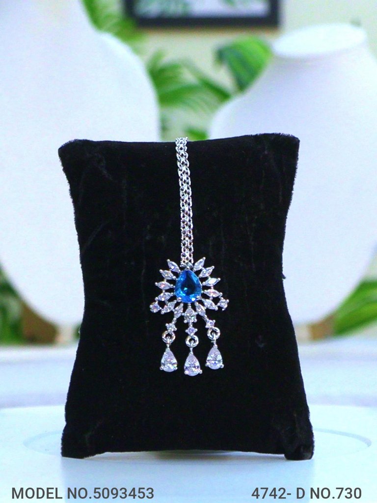 Wholesale Traditional Necklace Set