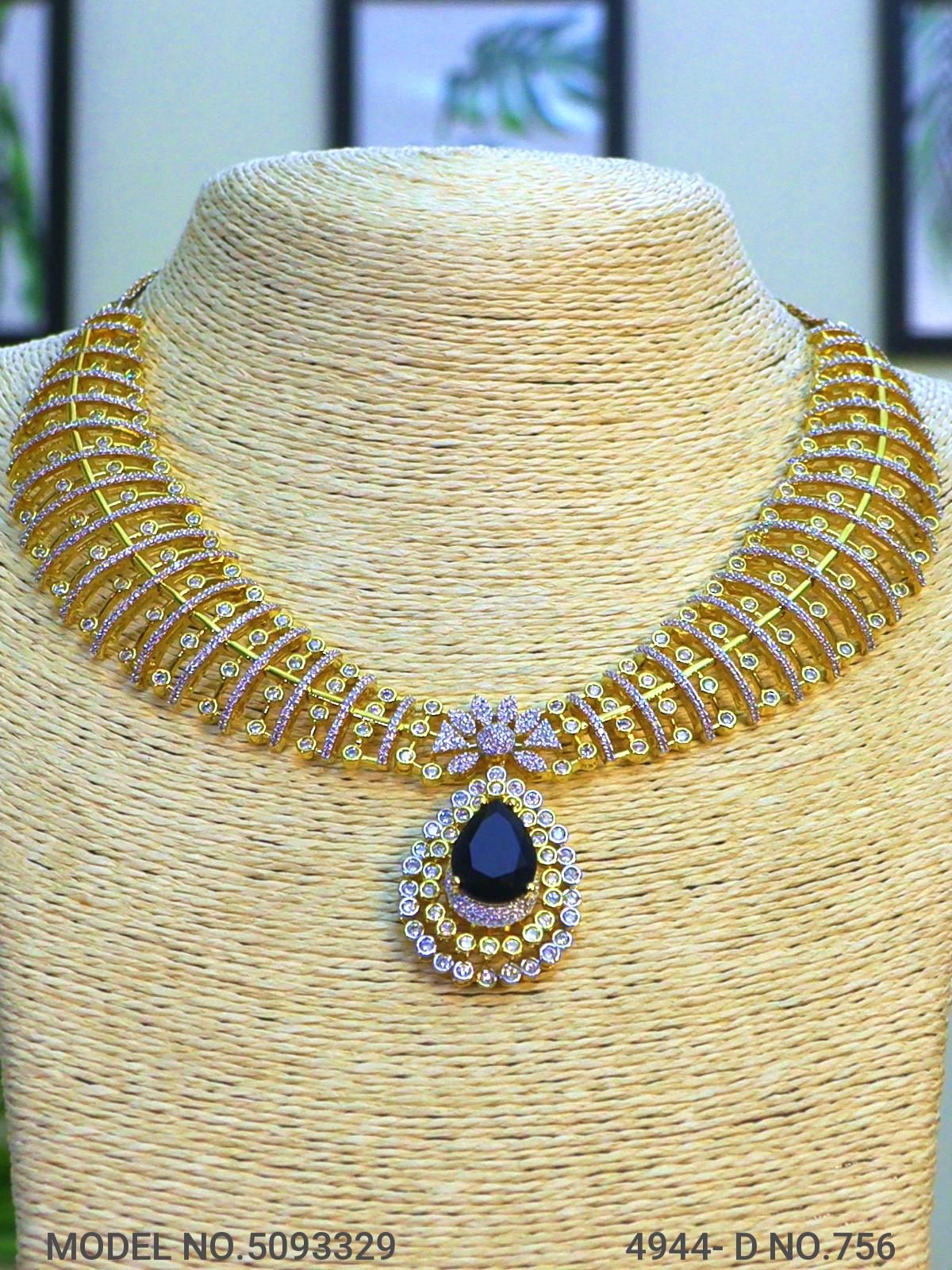 Amazing Traditional Jewelry Set