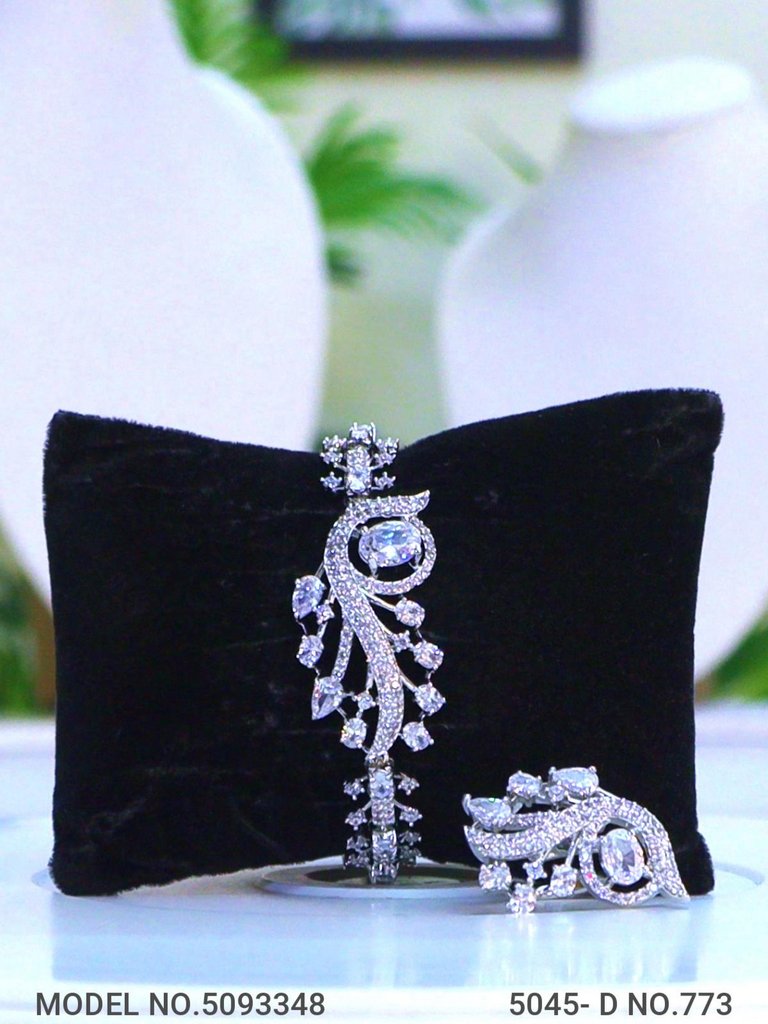 For Women who love Craftsmanship