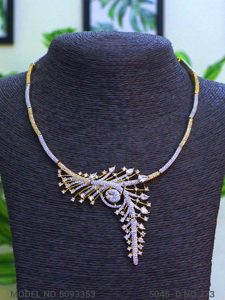 The best Gift for a Woman ! Jewelry