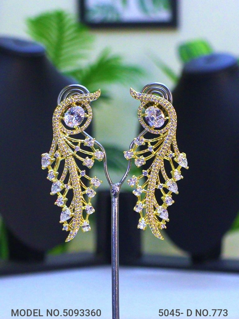 When Glamour meets Art !