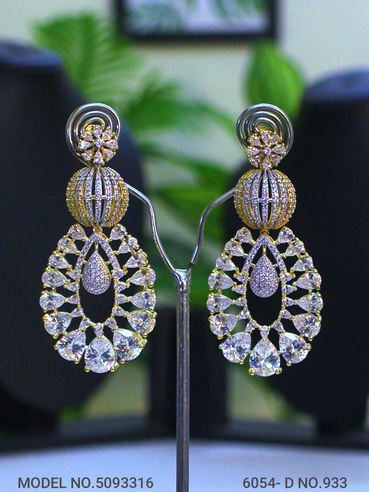 Traditional American Diamond Set