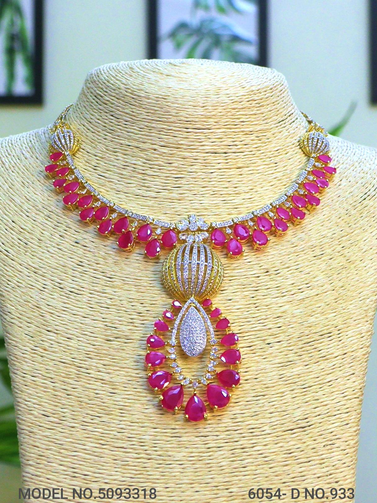 Ideal Gift for Traditional Ladies