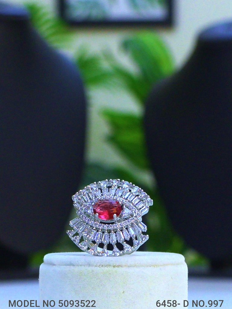 Traditional American Diamond Set