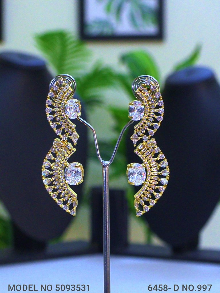 When Glamour meets Art !
