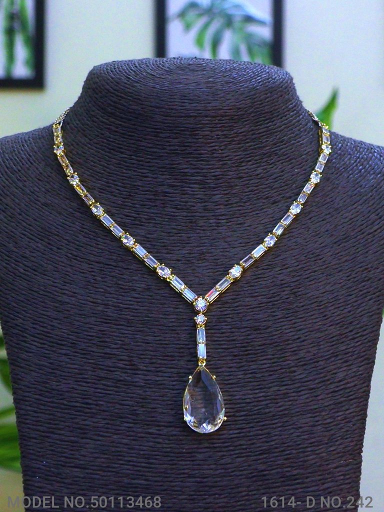 Light weighted CZ Necklace Set