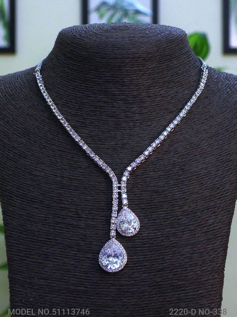 Be a Showstopper in your Party !