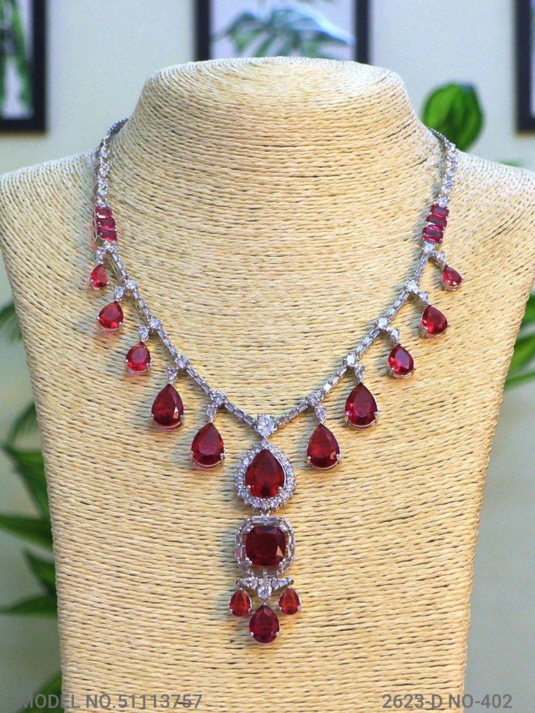 Best Set to be gifted to a Woman