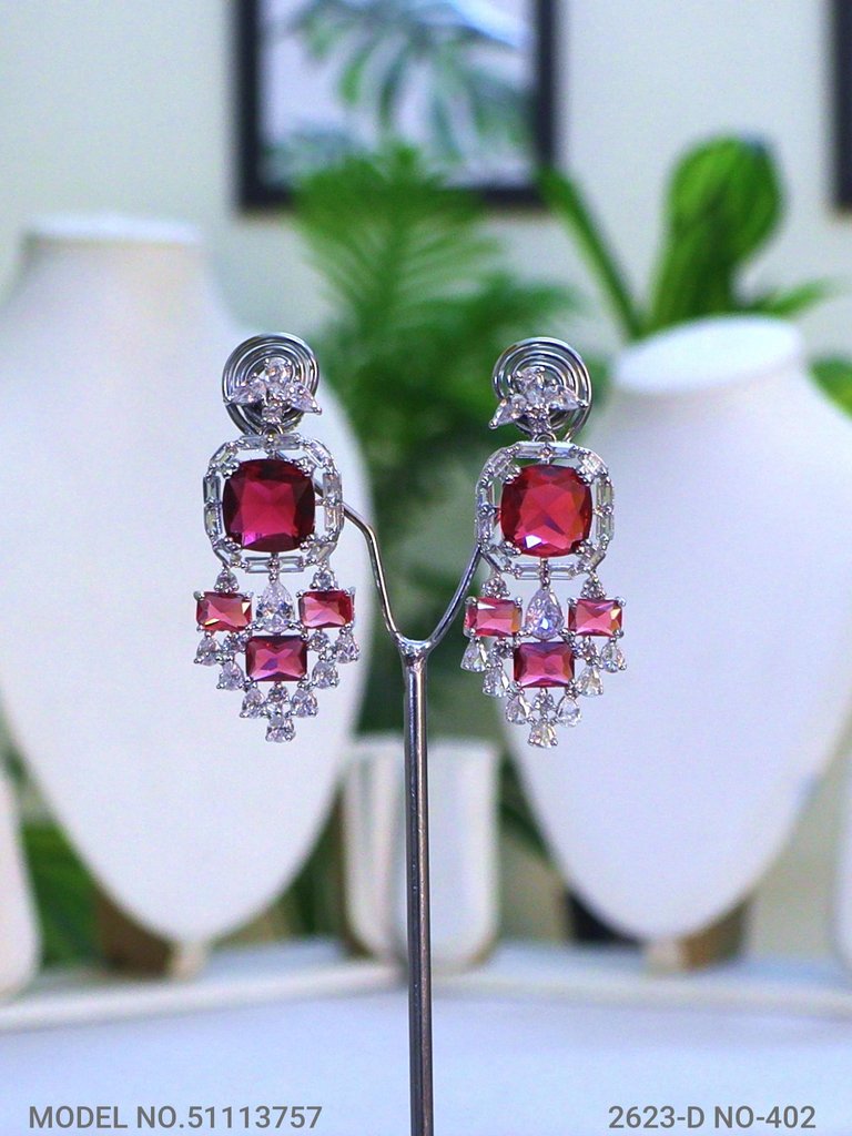 Best Set to be gifted to a Woman