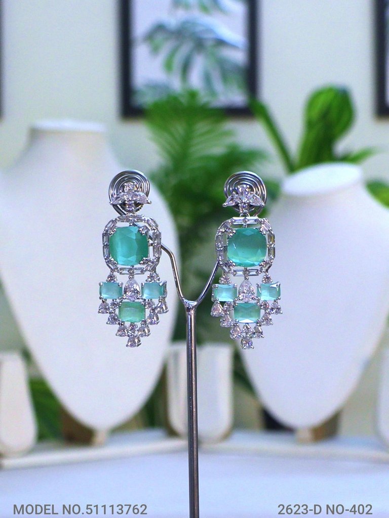 A necklace Set for all Occasions !